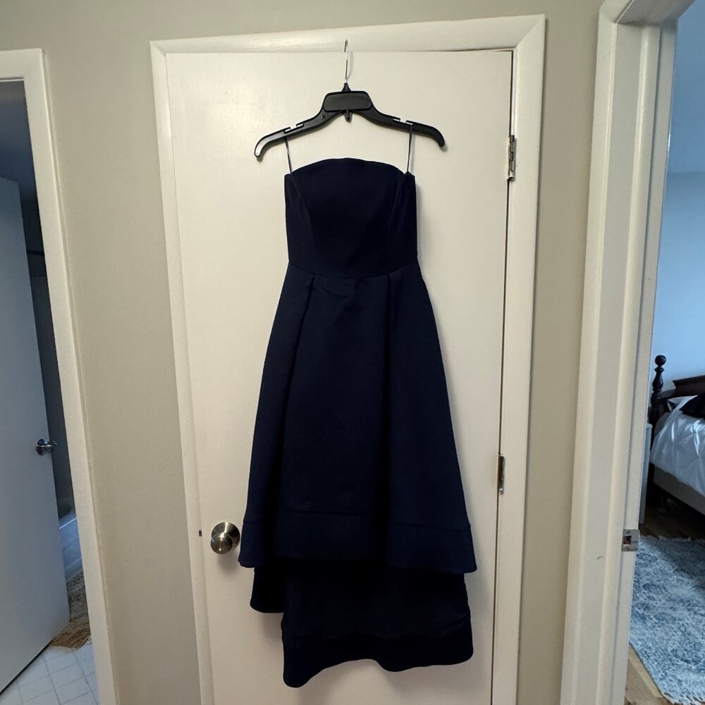 C/MED COLLECTIVE NAVY HIGH LOW FORMAL DRESS- SIZE S
